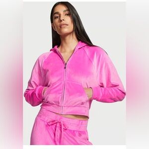 VICTORIA’S SECRET ON POINT VELOUR HOODIE PINK SIZE XL